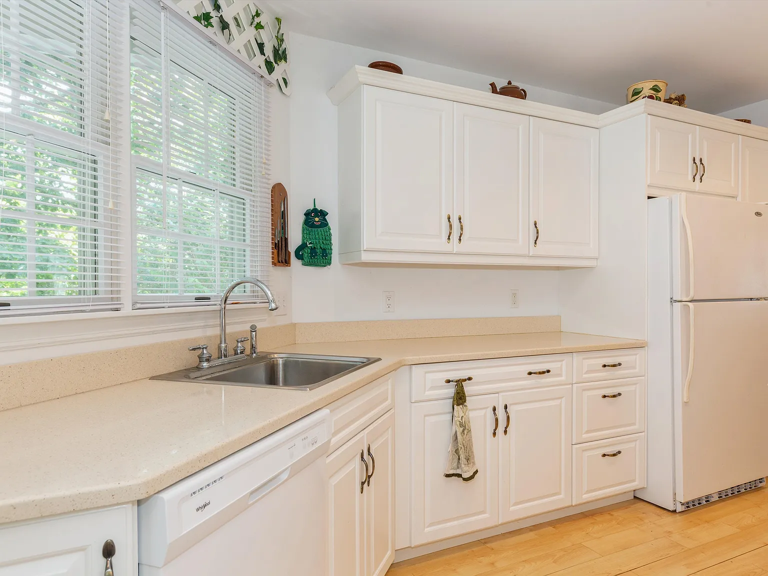 Hampton Bays Retreat — Photo 4