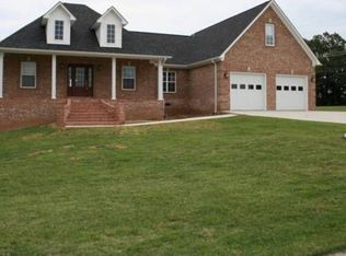 1098 Crowne Pointe, Newbern, TN 38059