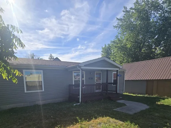 748 Washington St, Jersey Shore, PA 17740