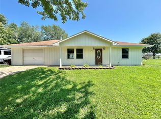 619 Locust St, Cuba, MO 65453