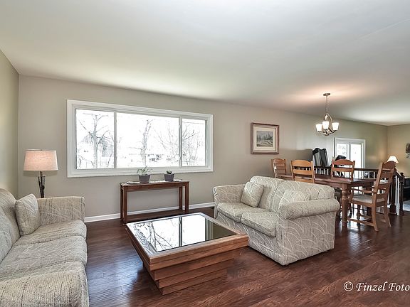3rd image of 456 N Winston Dr