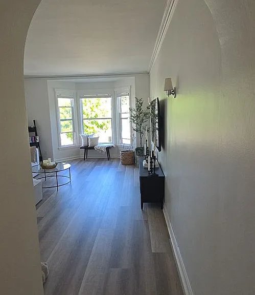 1440 Floribunda Apartments — Photo 3