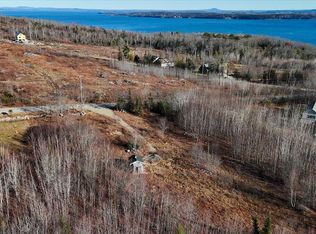 160 Pound Hill Rd, Lincolnville, ME 04849