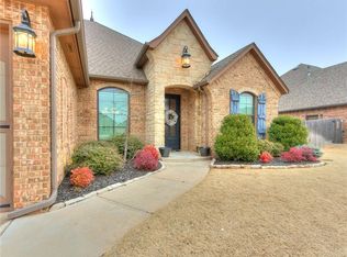 13213 NW 5th St, Yukon, OK 73099