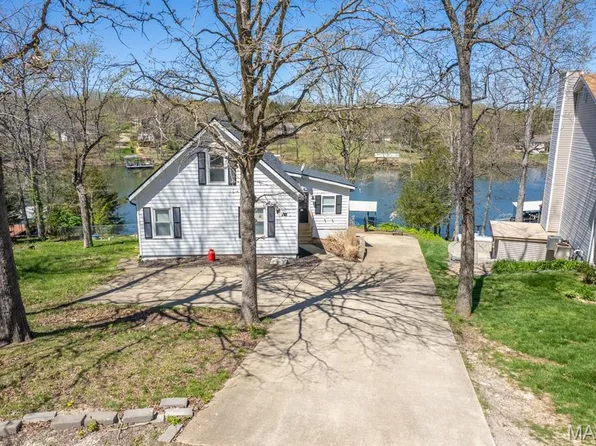 31 Independence Ave, De Soto, MO 63020