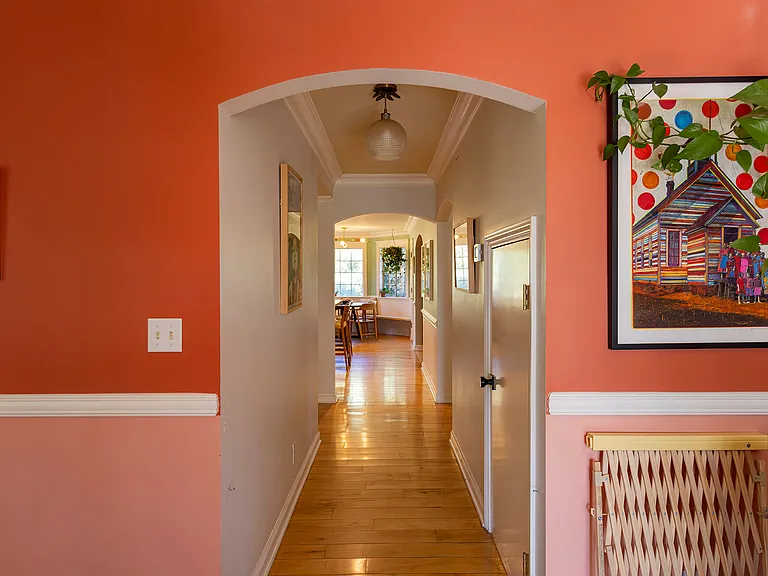 Loma Dr — Photo 14