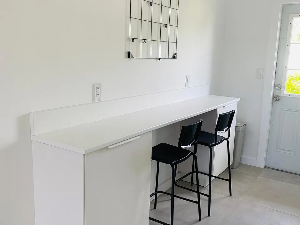 Eat in kitchen / work station.