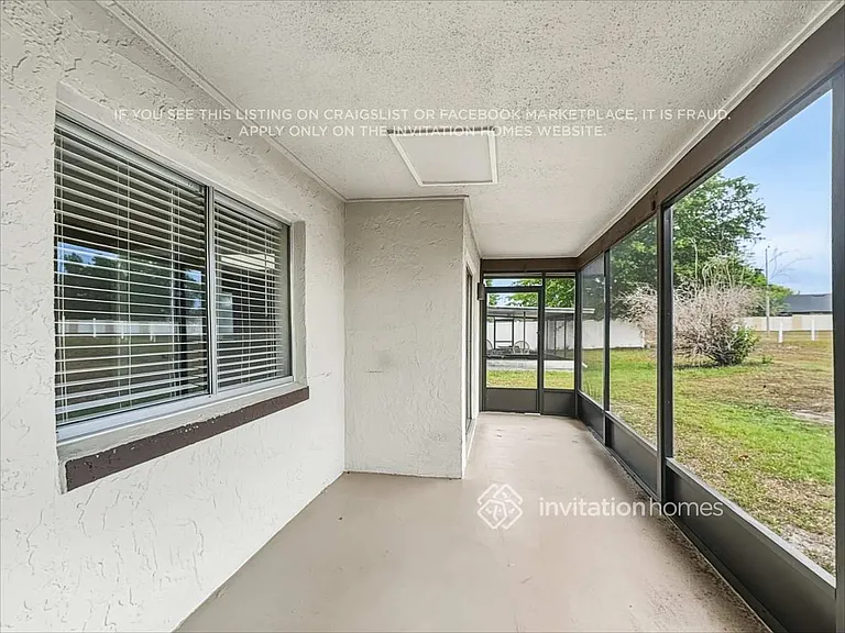1172 La Mesa Ave — Photo 20