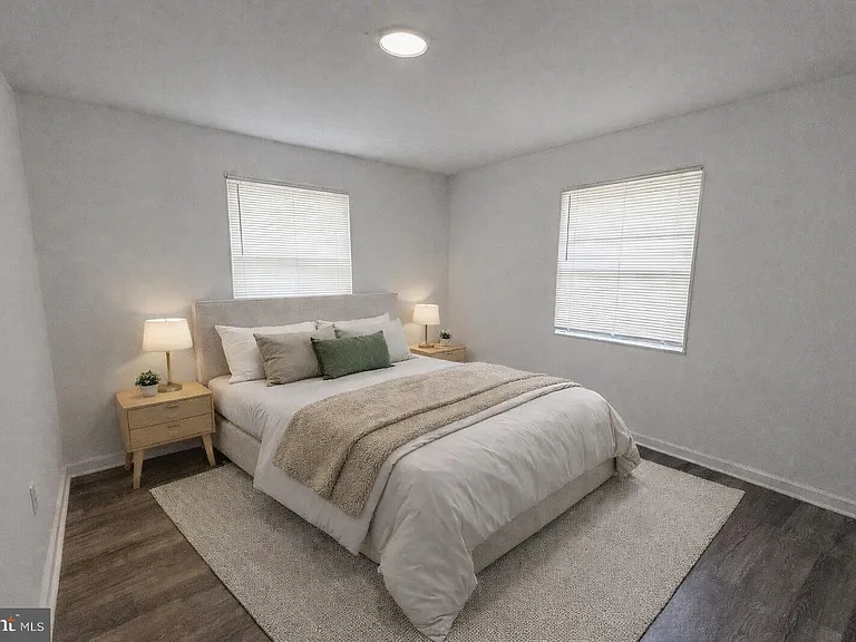 2100 Channing St NE #1B — Photo 5