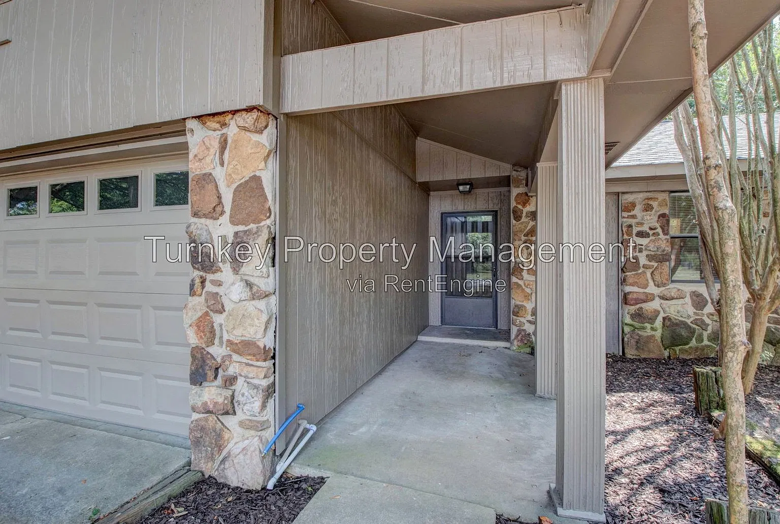 3 bed, 2.0 bath, 1314 sqft, $1,500 — Photo 2