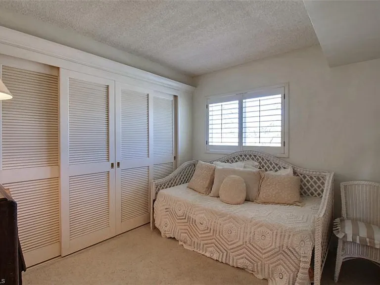 250 7th Ave S #305 — Photo 15