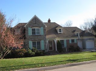 10 Oak Hill Rd, Worcester, MA 01609