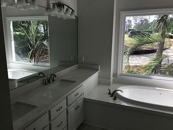 Master vanity 