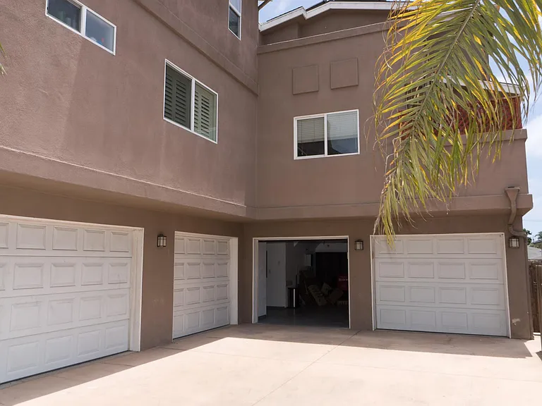 1730 Grand Ave — Photo 21