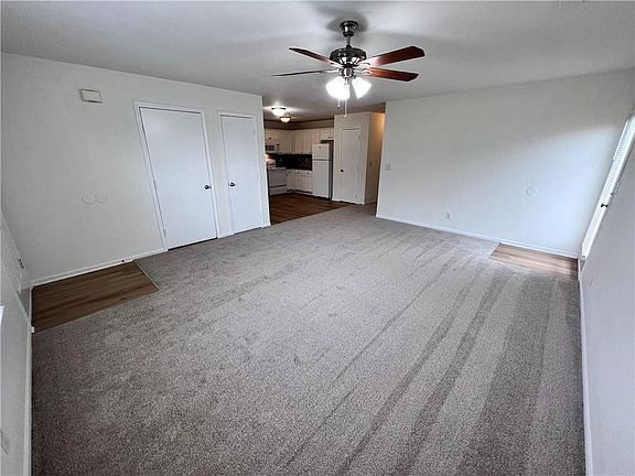 4th image of 1208 Fall Meadow Ln #1210