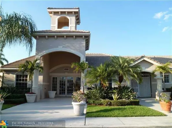 5065 Wiles Rd, Coconut Creek, FL