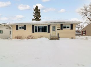 1708 4th St S, Moorhead, MN 56560