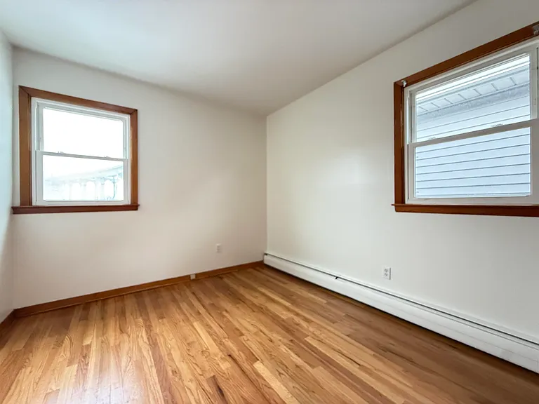 180 W 3rd St #2 — Photo 12
