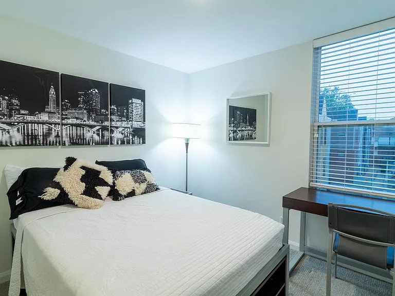 The King Apartments — Photo 49