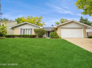 1332 Churchill Rd, Schaumburg, IL 60195