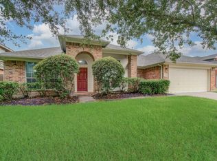 8710 Rocky Knoll Ln, Rosenberg, TX 77469