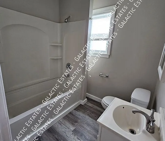 187 Grove St #3 — Photo 6