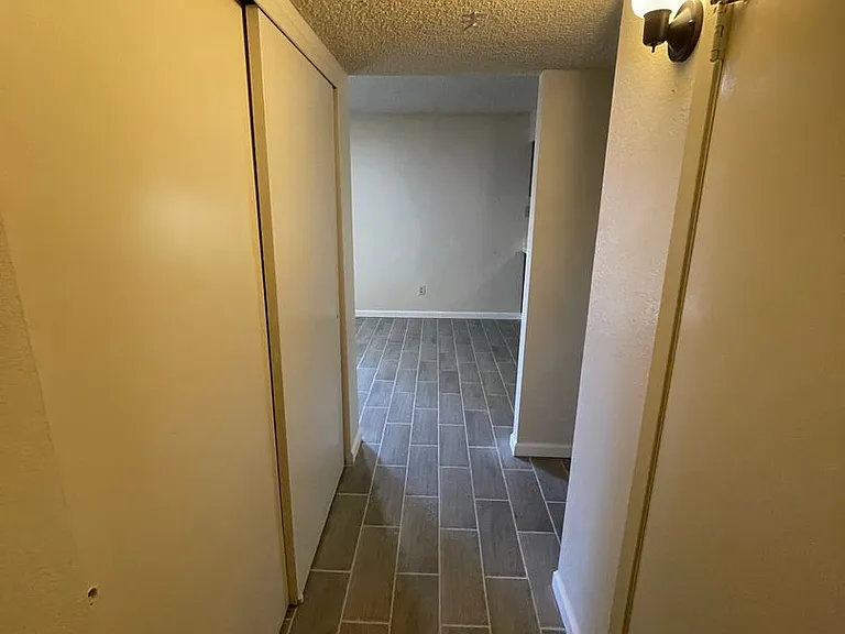 2490 W Yowell Ct #61 — Photo 9