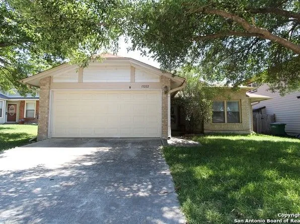 13222 Larkgate Dr, San Antonio, TX 78233