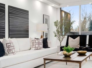 330 S 26th Ave SW #105, Calgary, AB T2S 2T3