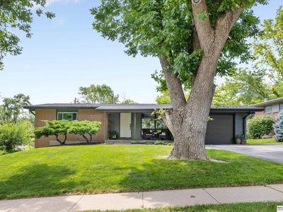 9638 Maple Dr, Omaha, NE, 68134