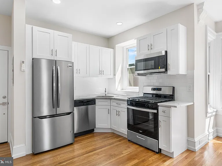 2309 Green St #3F — Photo 4