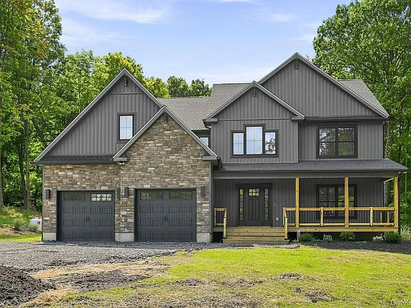 3rd image of 4 Cherry Hill Road