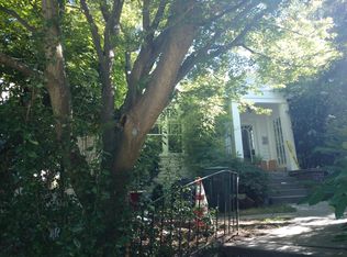 5626 12th Ave NE, Seattle, WA 98105