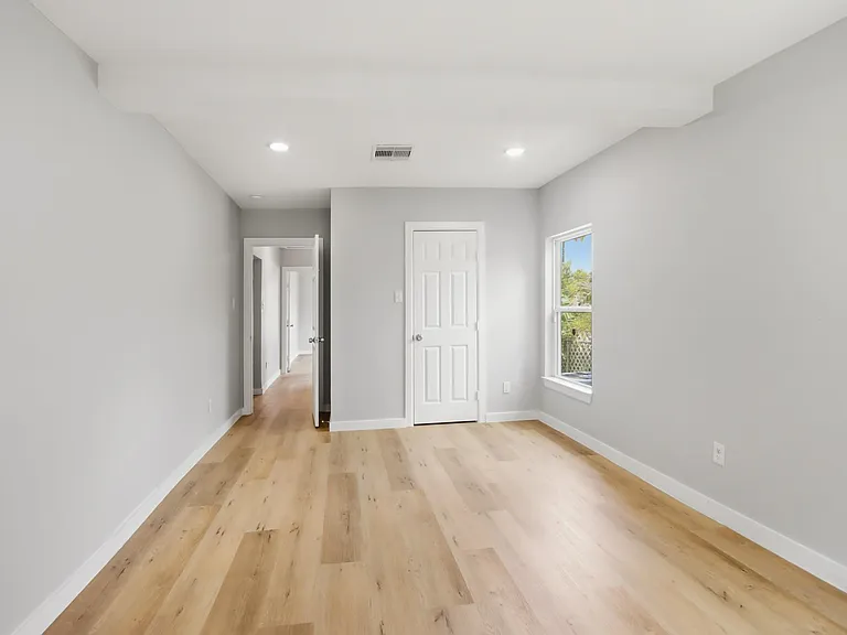 10430 Wiggins St — Photo 19