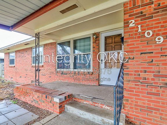 3rd image of 2109 N Redmond Ave