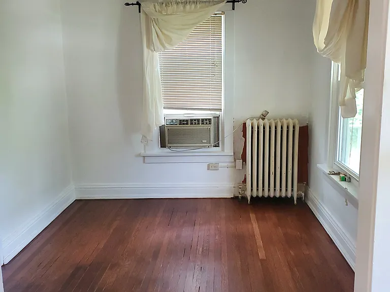 6113 Arbor St — Photo 5