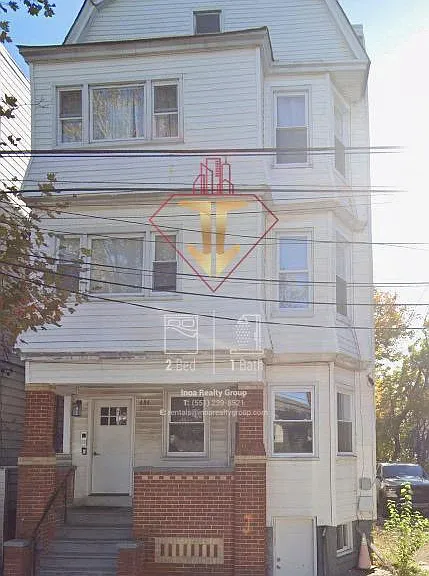 484 Kennedy Blvd #R2 — Photo 1