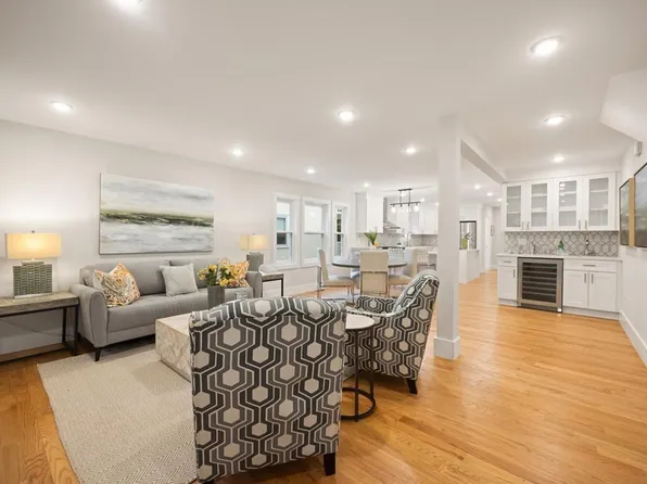 20 Lakehill Ave #1, Arlington, MA 02474