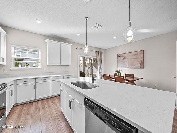 5th image of 12016 CALVESTA Street