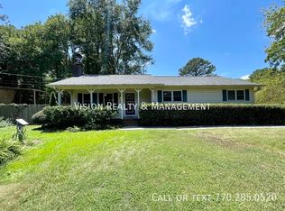 117 Bascomb Dr, Woodstock, GA 30189
