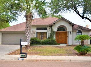 2011 Dona Luz Dr, Laredo, TX 78045