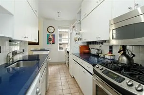 Sold by Douglas Elliman | media 22