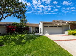 2102 Vista Entrada, Newport Beach, CA 92660
