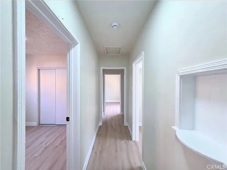 5552 Lewis Ave #M — Photo 11