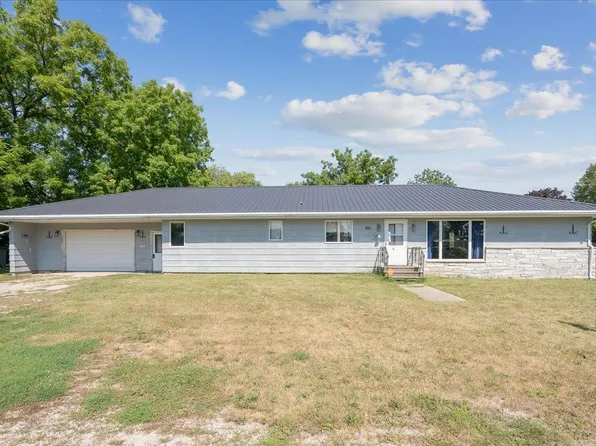 301 Maple St, Marble Rock, IA 50653