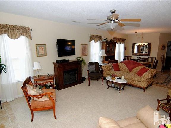 3rd image of 3703 Providence Ct