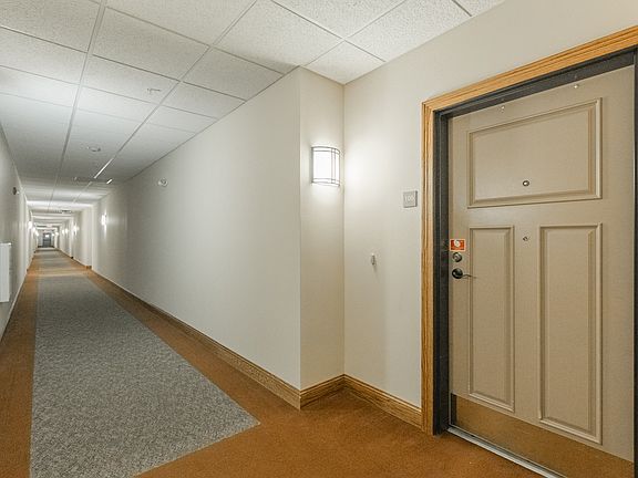 4th image of 2530 34th St E #105
