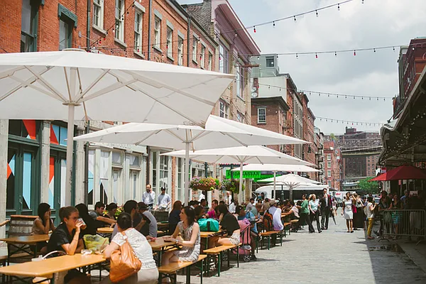 Rented by Compass | media 25