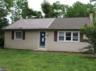 235 N Woodbury Rd, Pitman, NJ 08071