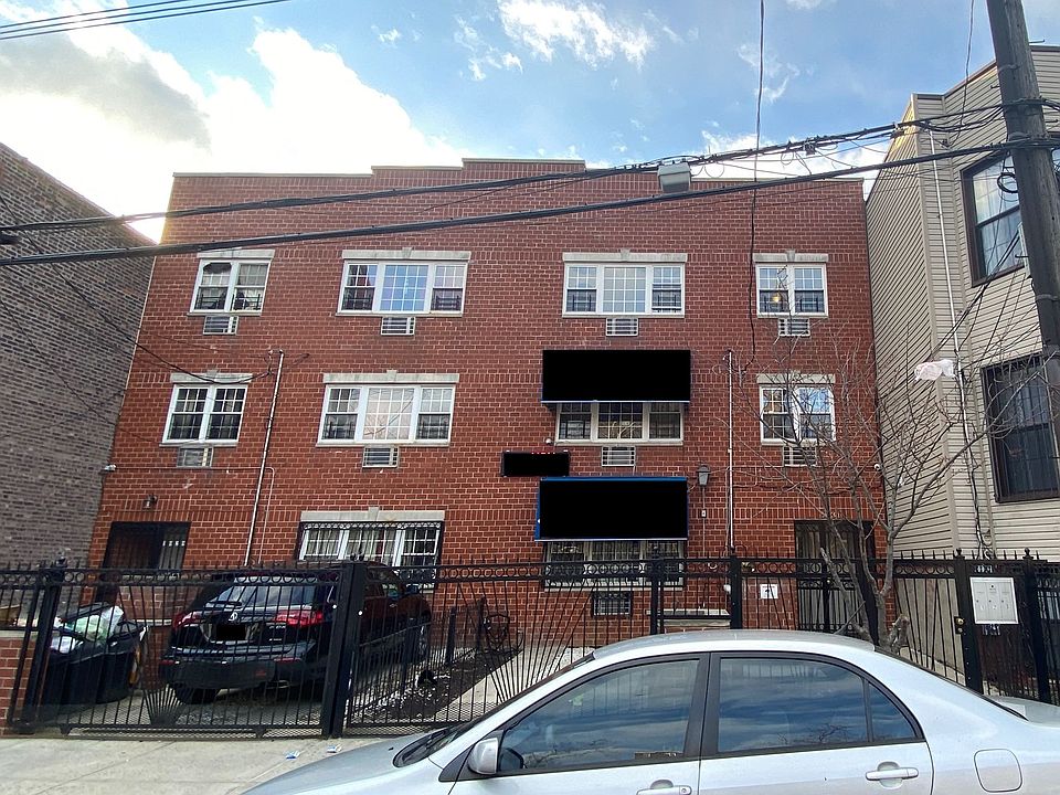 2nd image of 1031 Trinity Ave